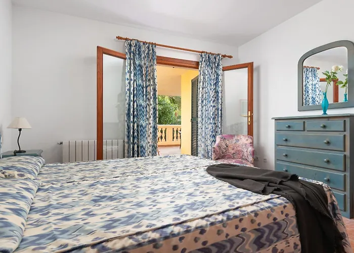Villa Can Besso,Con Piscina Privada